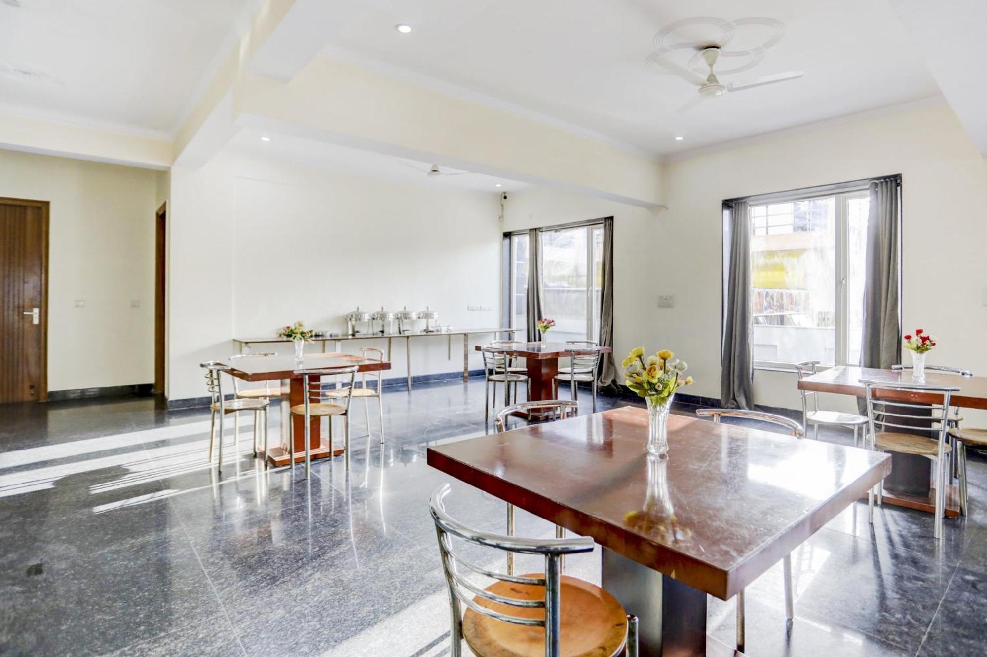 Super Town House Hi5 Aditya International Bhubaneswar Zewnętrze zdjęcie