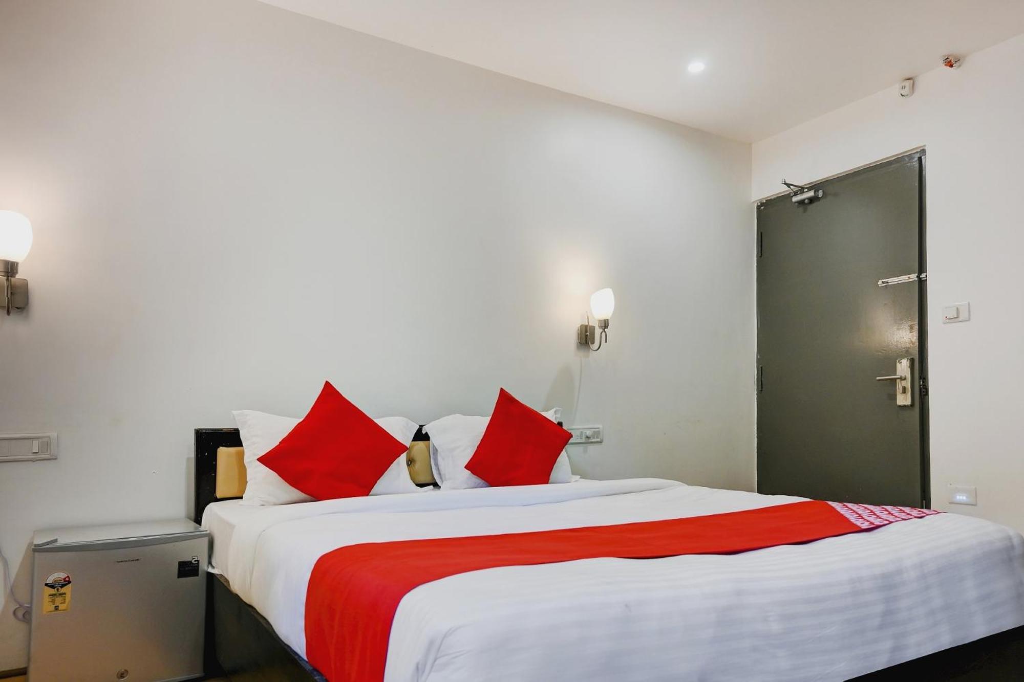 Super Town House Hi5 Aditya International Bhubaneswar Zewnętrze zdjęcie