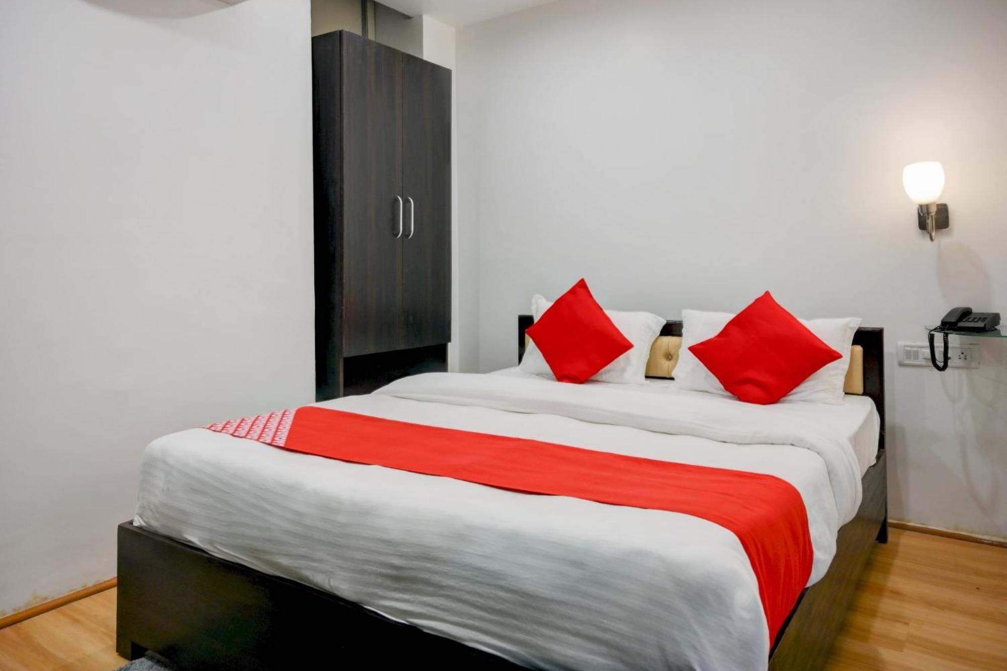 Super Town House Hi5 Aditya International Bhubaneswar Zewnętrze zdjęcie