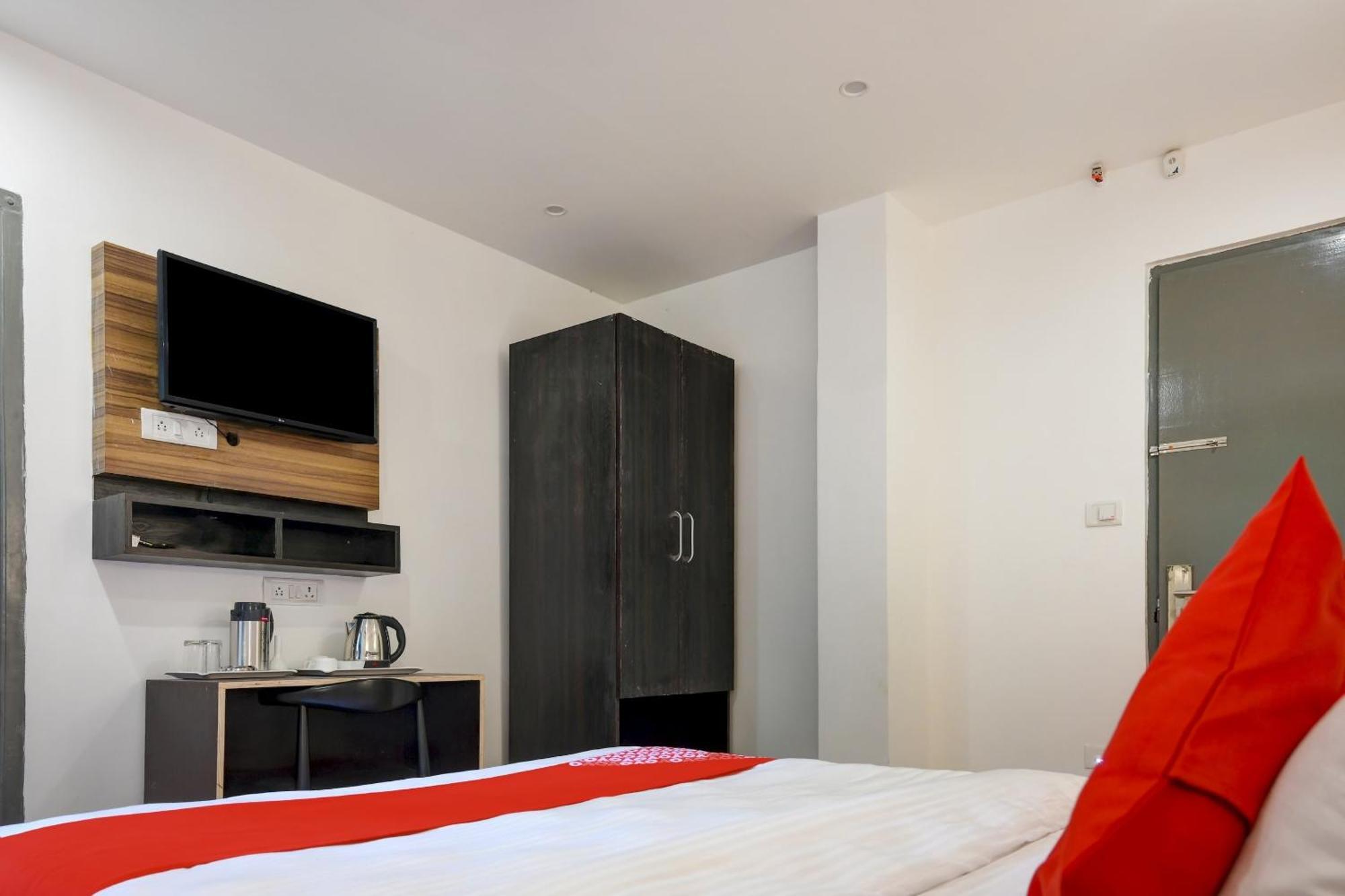 Super Town House Hi5 Aditya International Bhubaneswar Zewnętrze zdjęcie