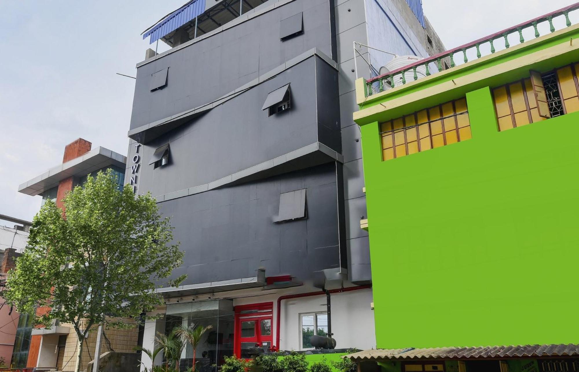 Super Town House Hi5 Aditya International Bhubaneswar Zewnętrze zdjęcie
